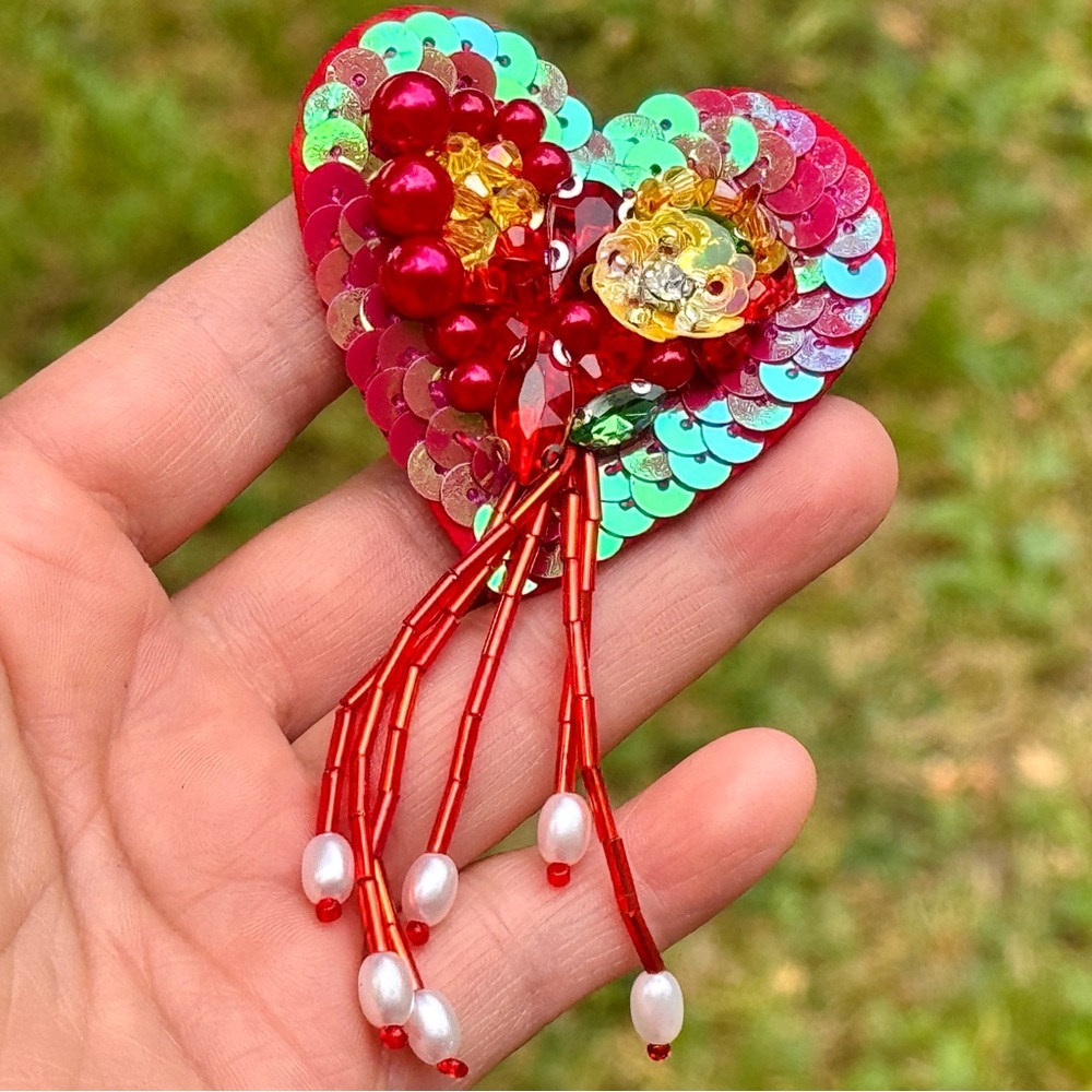 Heart-Shaped Sequin Brooch with Red and Gold Accents